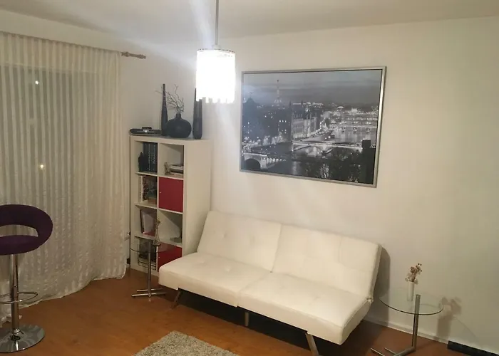 2 Room apartment Schwabing near BMW World, Olympiapark