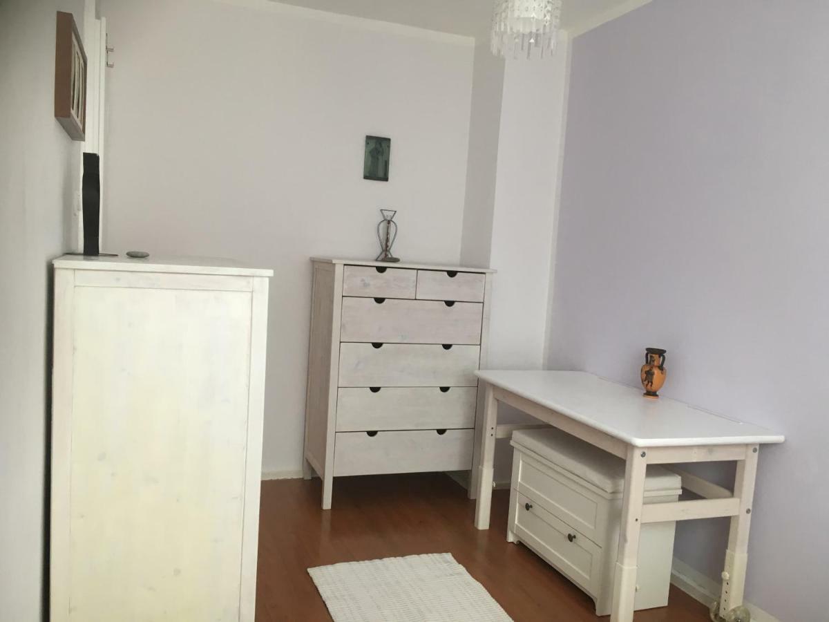 2 Schwabing Near Bmw World, Olympiapark Apartment *